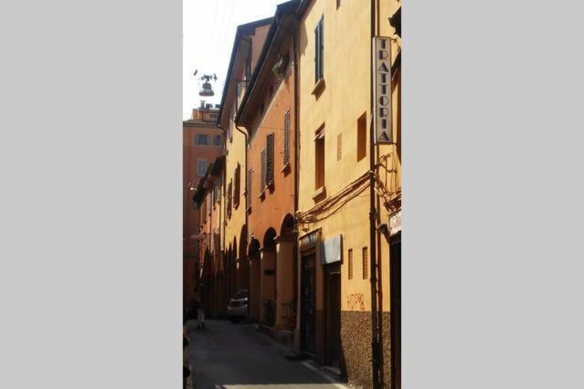 A Quattro Passi Lägenhet Bologna Exteriör bild